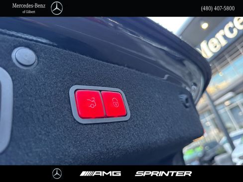 Used 2019 Mercedes-Benz S 560 Sedan image 7
