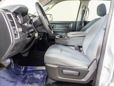 Used 2015 RAM 1500 Express image 18