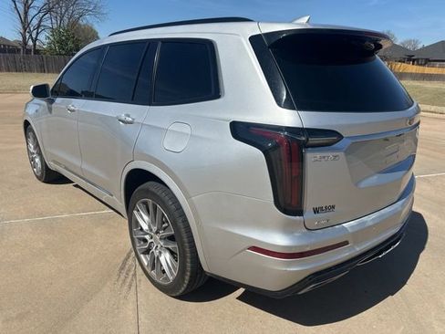 Used 2020 Cadillac XT6 Sport image 3