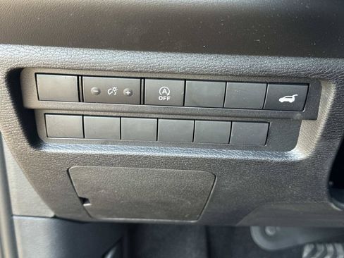 New 2026 Mitsubishi Outlander SEL FWD image 40