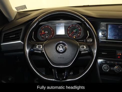 Used 2019 Volkswagen Jetta SE FWD image 7