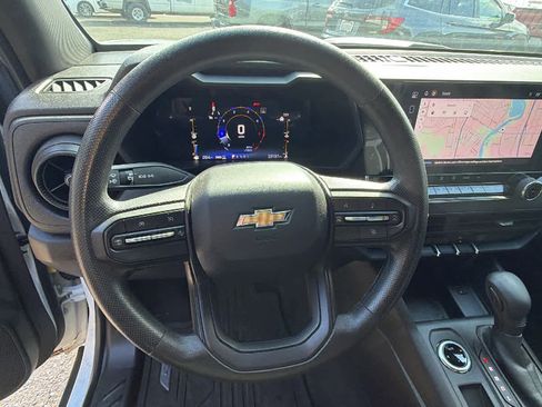 Used 2023 Chevrolet Colorado W/T w/ Safety Package AWD/4WD image 15