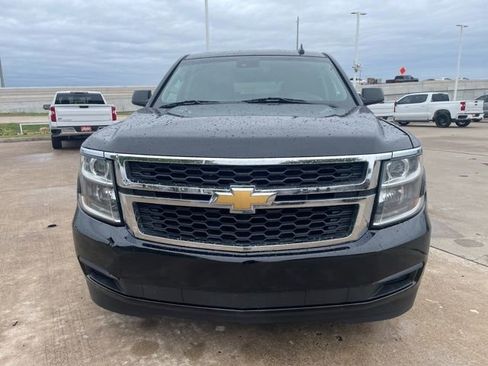 Used 2018 Chevrolet Tahoe LT image 2