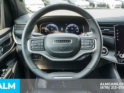 Used 2023 Jeep Wagoneer Series II image 30