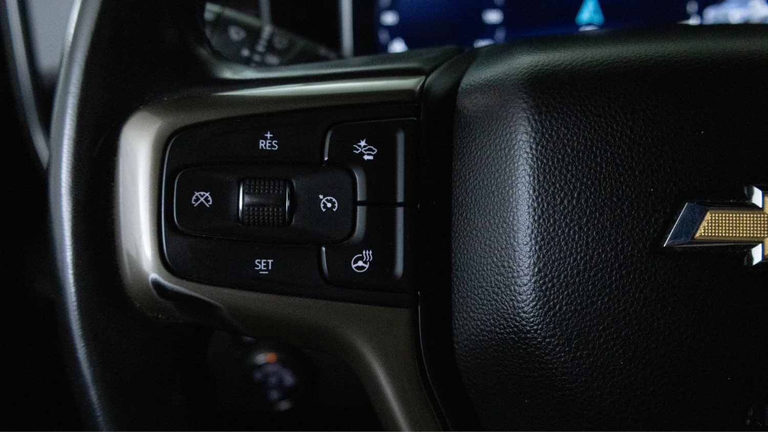Used 2024 Chevrolet Silverado 2500 High Country w/ Technology Package AWD/4WD image 19