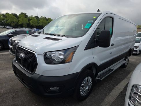 Used 2025 Ford Transit 250 Low Roof w/ Exterior Upgrade Package RWD image 2