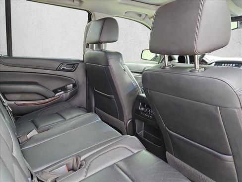 Used 2019 GMC Yukon XL SLT w/ Open Road Package image 18