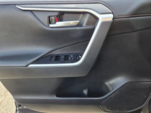 Used 2021 Toyota RAV4 TRD Off-Road image 33