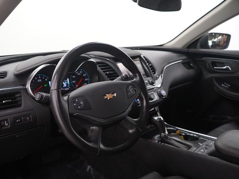 Used 2018 Chevrolet Impala Premier FWD image 23