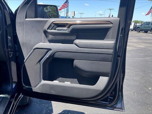 Used 2023 Chevrolet Silverado 1500 LT AWD/4WD image 26