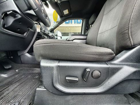 Used 2019 Ford F150 XLT w/ Equipment Group 302A Luxury AWD/4WD image 14