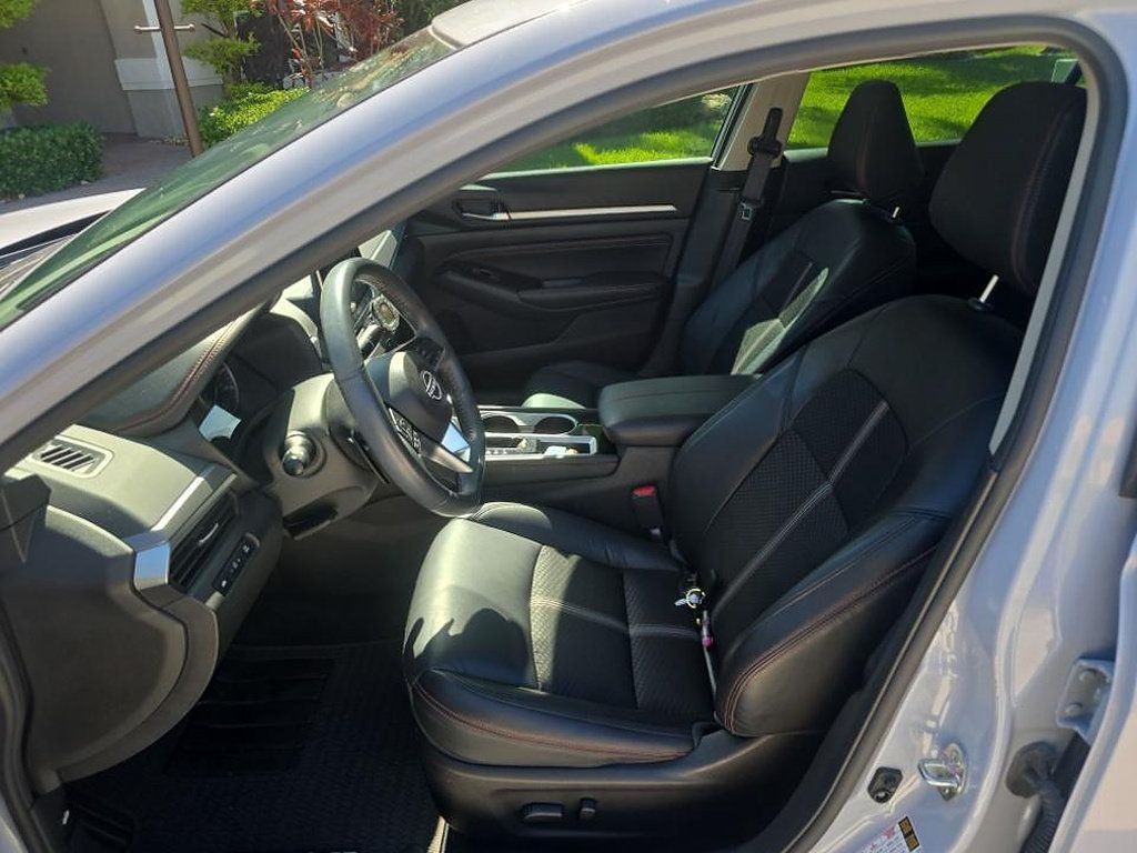 Certified 2023 Nissan Altima 2.5 SR FWD image 6