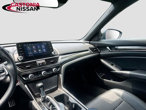 Used 2022 Honda Accord Sport image 30