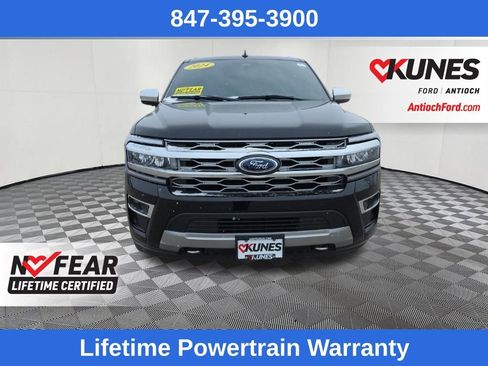 Used 2024 Ford Expedition Platinum image 2