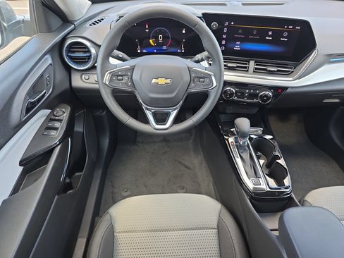 New 2026 Chevrolet Trax LT w/ Driver Confidence Package FWD image 12