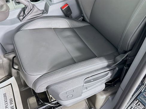 Used 2024 INEOS Grenadier Fieldmaster Edition image 17