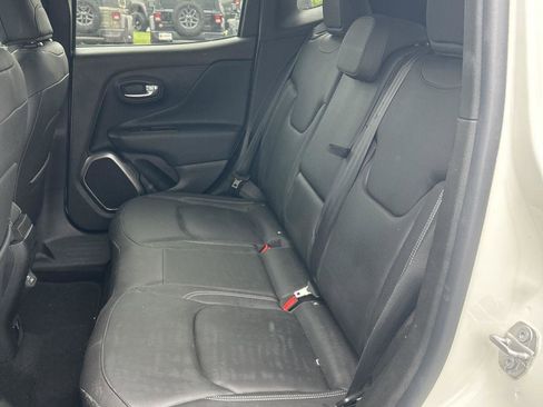 Used 2019 Jeep Renegade Limited w/ UConnect 8.4 Nav Group image 7