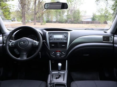 Used 2012 Subaru Forester 2.5X Premium w/ All-Weather Pkg AWD/4WD image 16