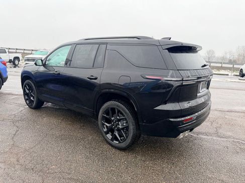 New 2026 Chevrolet Traverse RS w/ LPO, Floor Liner Package FWD image 4
