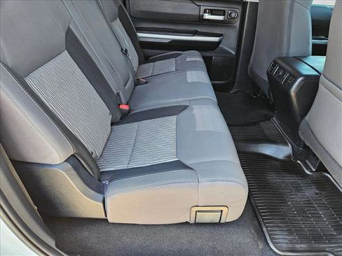 Used 2017 Toyota Tundra SR5 image 19