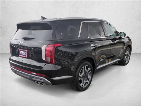 Used 2025 Hyundai Palisade SEL FWD image 5