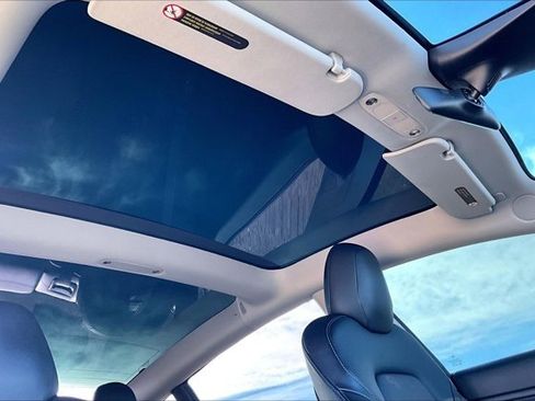 Used 2019 Tesla Model 3 Long Range image 26