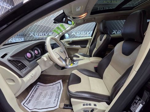 Used 2012 Volvo XC60 T6 R-Design image 19