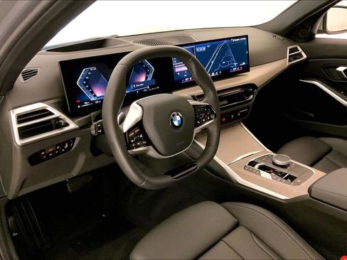 Used 2025 BMW 330i xDrive Sedan AWD/4WD image 21