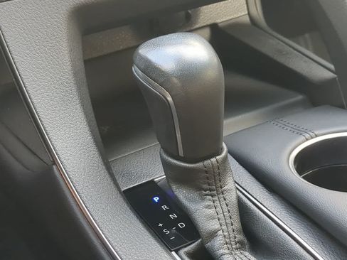Used 2022 Toyota Avalon XLE w/ Moonroof Package FWD image 30