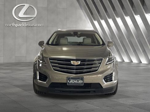 Used 2019 Cadillac XT5 Premium Luxury w/ Driver Assist Package image 7