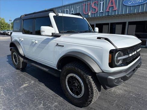 Used 2023 Ford Bronco Outer Banks w/ Sasquatch Package AWD/4WD image 26