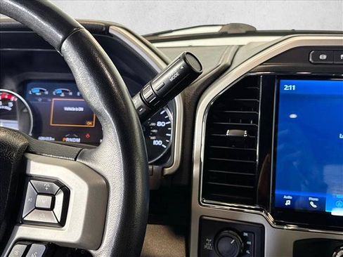 Used 2022 Ford F250 Lariat w/ Lariat Value Package AWD/4WD image 18