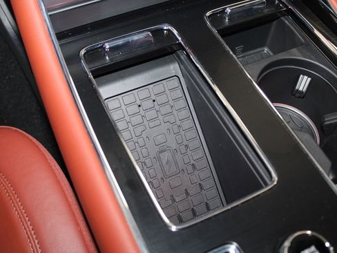 Used 2025 Lincoln Aviator Reserve image 56