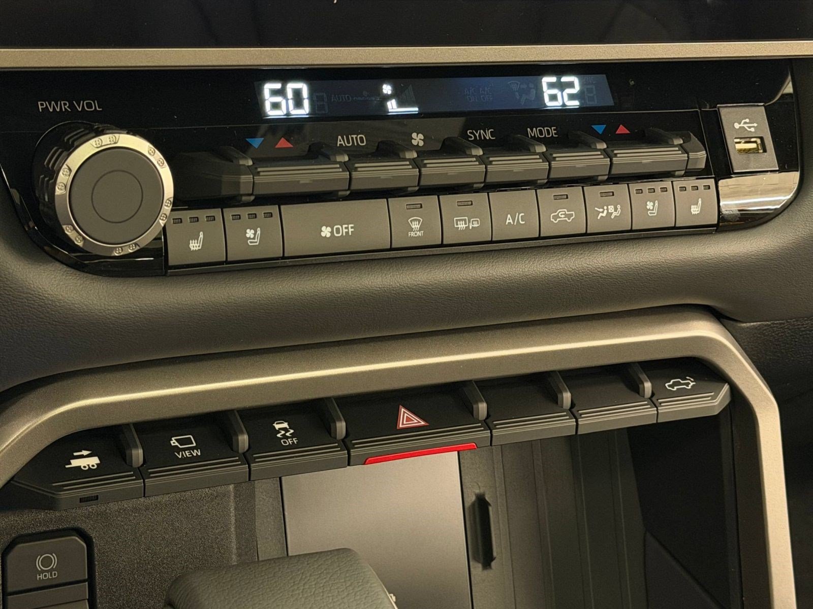 New 2026 Toyota Tundra Platinum AWD/4WD image 18