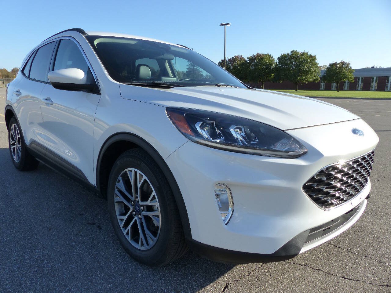 Used 2020 Ford Escape SEL FWD image 10