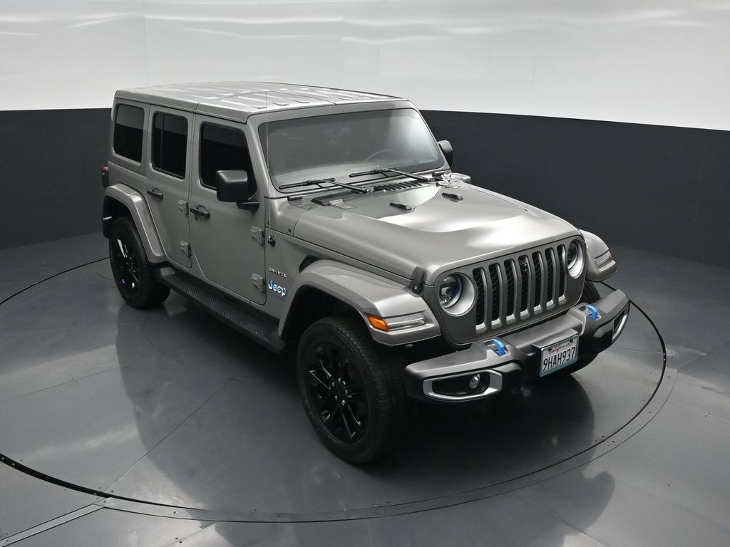 Used 2023 Jeep Wrangler Unlimited Sahara w/ Cold Weather Group AWD/4WD image 36