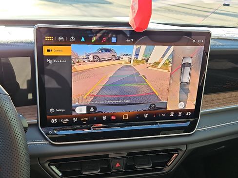 New 2026 Volkswagen Tiguan SEL R-Line image 16