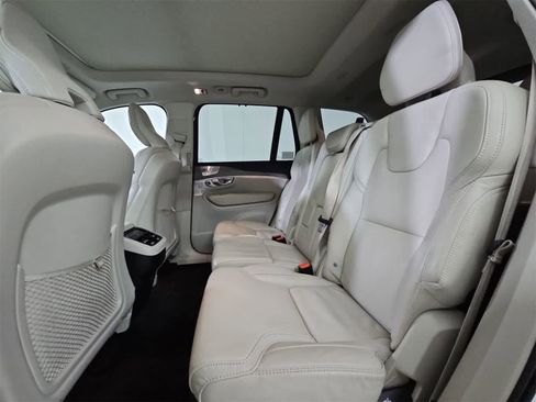 Used 2022 Volvo XC90 T6 Inscription w/ Advanced Package image 20