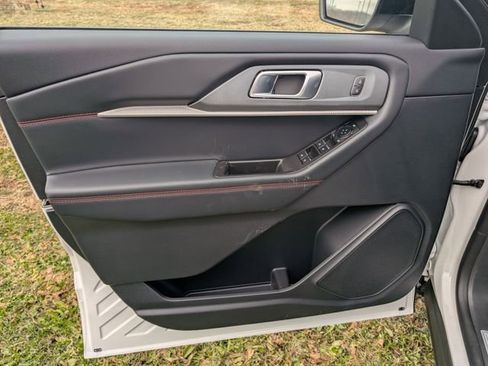New 2026 Ford Explorer ST-Line image 14