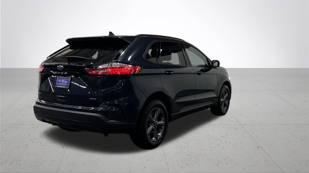Certified 2023 Ford Edge SEL w/ Sport Appearance Package AWD/4WD image 10