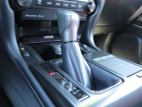 Used 2022 Lexus GX 460 Premium image 31