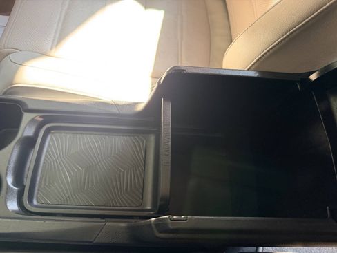 Used 2019 Honda CR-V Touring image 42
