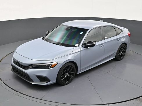 Used 2023 Honda Civic Sport image 13