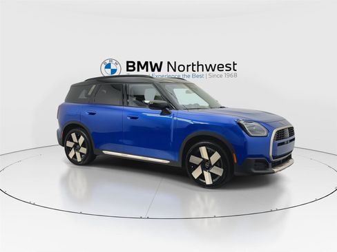 Used 2025 MINI Cooper Countryman S w/ Comfort Package Max image 6