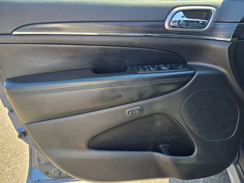 Used 2019 Jeep Grand Cherokee Limited X AWD/4WD image 12