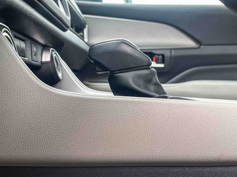 Used 2024 Toyota Grand Highlander XLE image 50