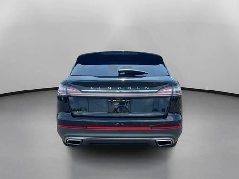 Used 2022 Lincoln Nautilus Reserve w/ Luxury Package AWD/4WD image 11
