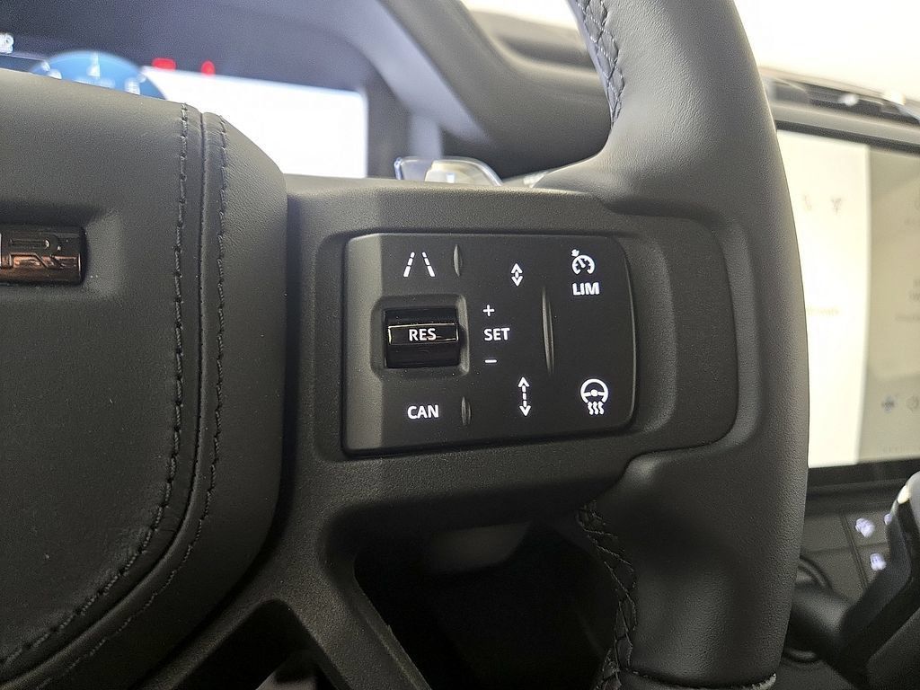 New 2026 Land Rover Defender 110 OCTA AWD/4WD image 20