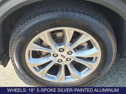 Used 2023 Ford Explorer XLT w/ Equipment Group 202A AWD/4WD image 32