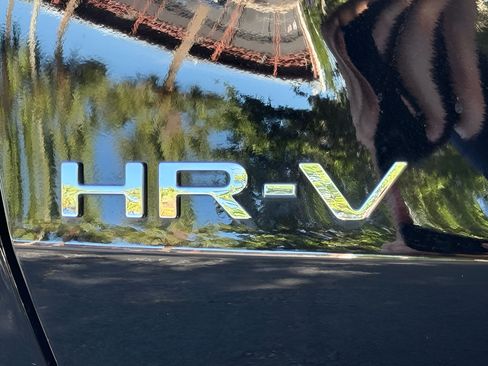 Certified 2025 Honda HR-V Sport image 34